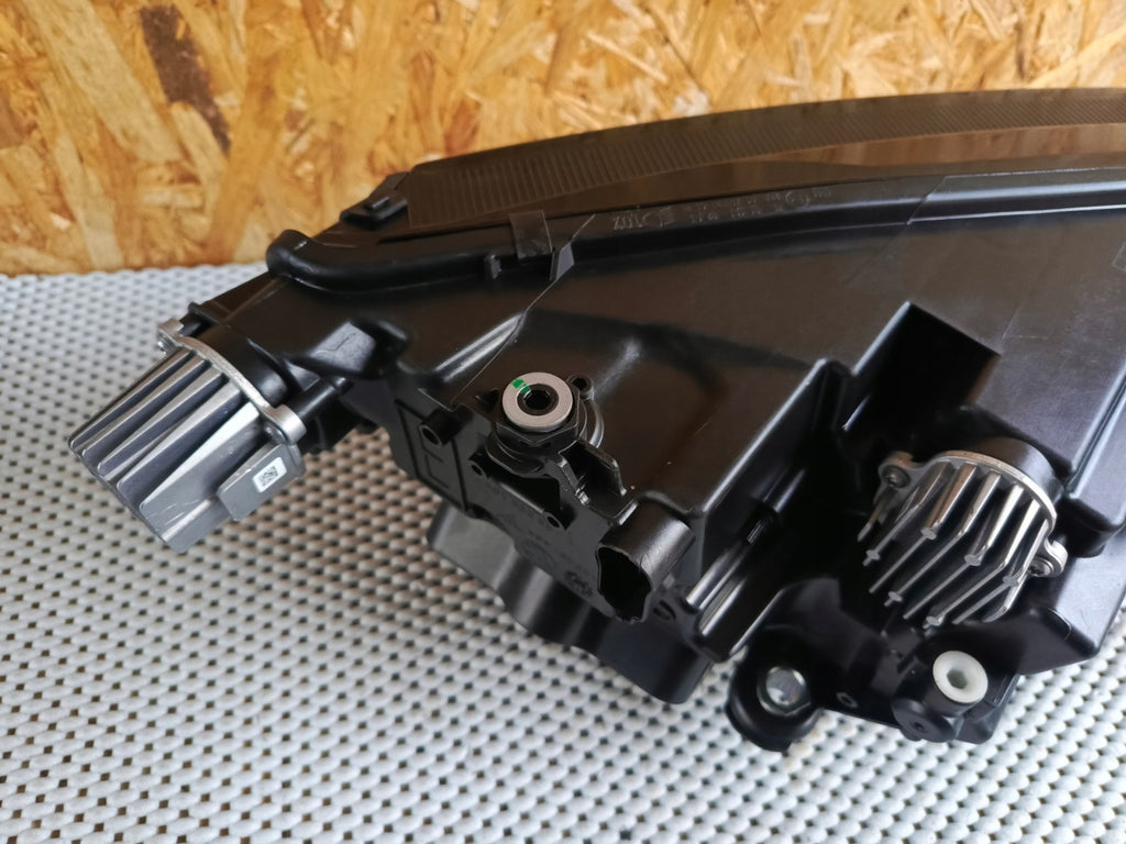 Frontscheinwerfer Skoda Octavia 5E4941015B Links Scheinwerfer Headlight SCH5216573815ap