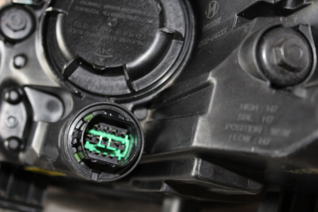 Frontscheinwerfer Hyundai III 92102-G4040 Rechts Scheinwerfer Headlight SCH4282392014rb