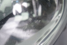 Laden Sie das Bild in den Galerie-Viewer, Frontscheinwerfer Ford Focus BM51-13W030-NB Links Scheinwerfer Headlight SCH8401024683fp