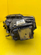 Laden Sie das Bild in den Galerie-Viewer, Frontscheinwerfer VW Passat 89312669 Xenon Rechts Scheinwerfer Headlight SCH3432100085zs