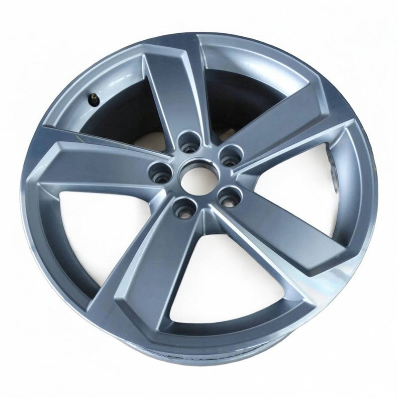 1x Alufelge 18 Zoll 8V0601025DF Audi A3 Rim Wheel