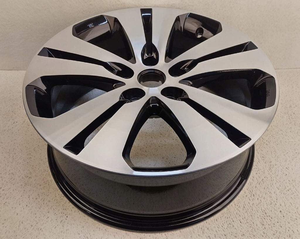 1x Alufelge 18 Zoll 7.0" 5x114.3 40 5ET Glanz Silber 52910-3U310 Kia Sportage FEL8965121542nx