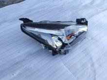Laden Sie das Bild in den Galerie-Viewer, Frontscheinwerfer Mazda D09K51030 Rechts Scheinwerfer Headlight SCH8070882763yr