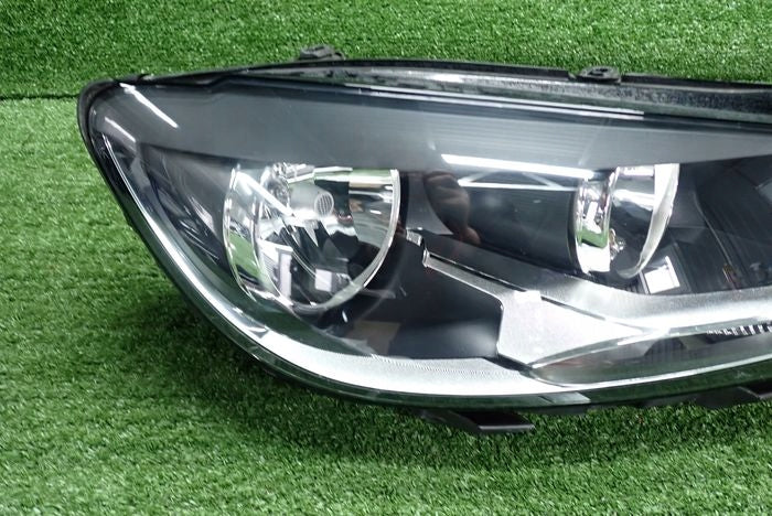 Frontscheinwerfer VW Touran Caddy 1T1941006H 85122000 Rechts Headlight SCH7006167565zq