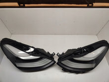 Laden Sie das Bild in den Galerie-Viewer, Frontscheinwerfer Tesla 3 Y 1514953-00-D 1514952-00-D LED Ein Satz Headlight
