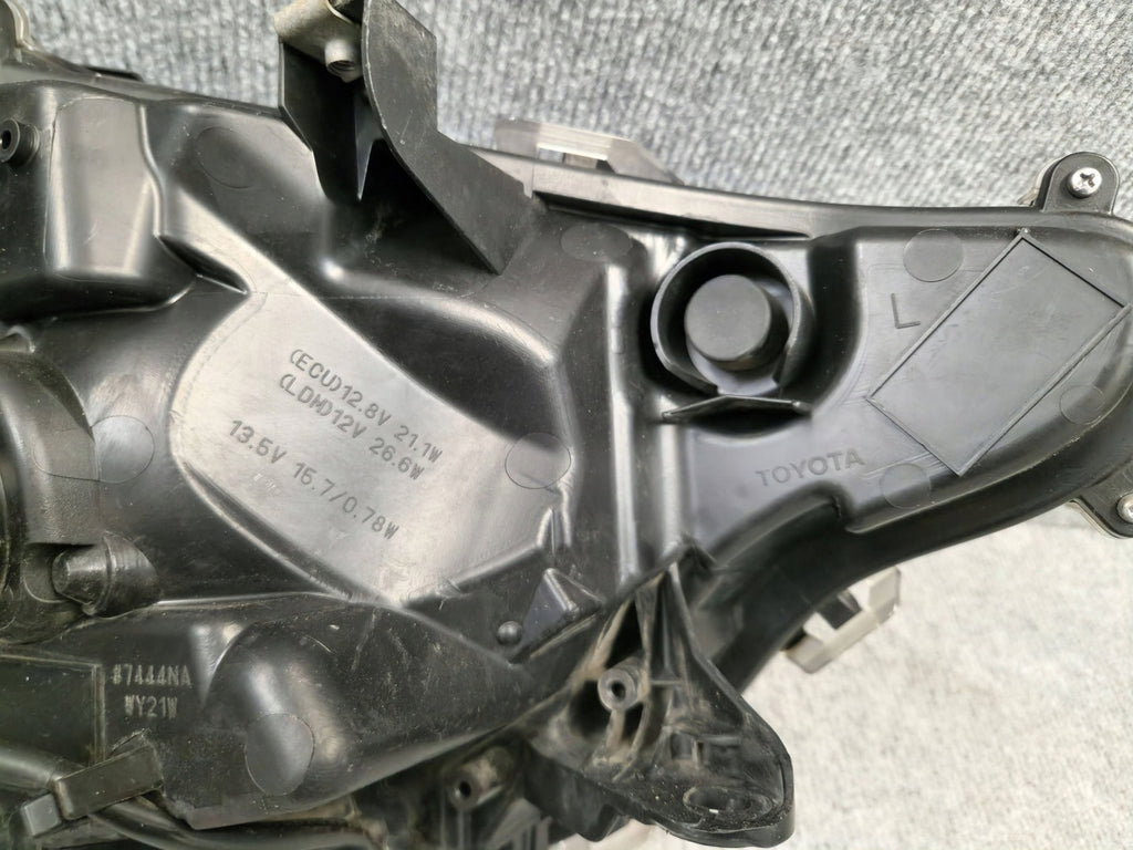 Frontscheinwerfer Toyota V I RAV4-V-SCZ LED Links Scheinwerfer Headlight SCH4685262712bz