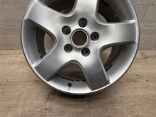 Laden Sie das Bild in den Galerie-Viewer, 1x Alufelge 17 Zoll 7.0" 5x120 55ET Glanz Silber 7H0601025C VW Multivan FEL5280334294tu