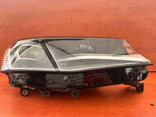 Load image into Gallery viewer, Frontscheinwerfer VW Caravelle 7T1941082 LED Rechts Scheinwerfer Headlight SCH6476804852gw