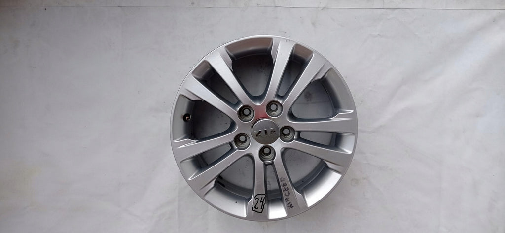 1x Alufelge 16 Zoll 6.5" 5x114.3 50ET Glanz Silber 52910-A2220 Kia Ceed FEL2699353588ev