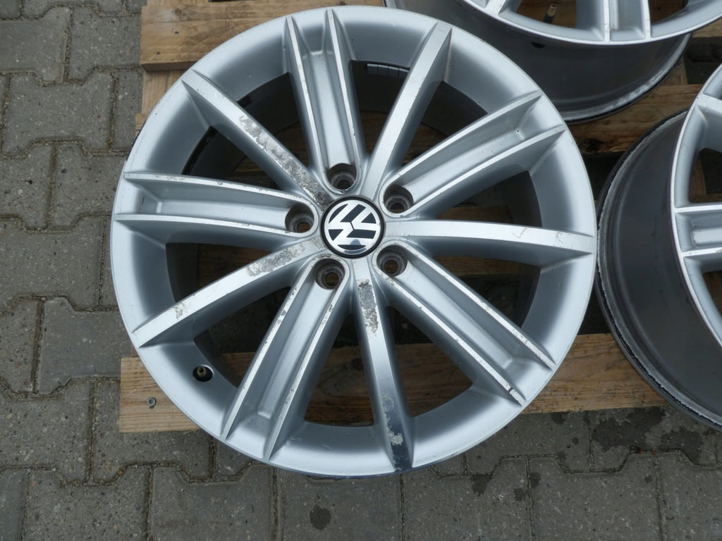 4x Alufelge 18 Zoll 7.0" 5x112 43ET Glanz Silber 5N0601025D VW Rim Wheel FEL7075486830le