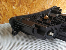 Laden Sie das Bild in den Galerie-Viewer, Frontscheinwerfer Skoda Superb III 3V1941015B Bi-Xenon Links Headlight