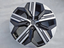 Load image into Gallery viewer, 1x Alufelge 20 Zoll 7.0" 5x114.3 34ET 403008508R Renault Megane E-Tech Rim Wheel FEL6108771755mr