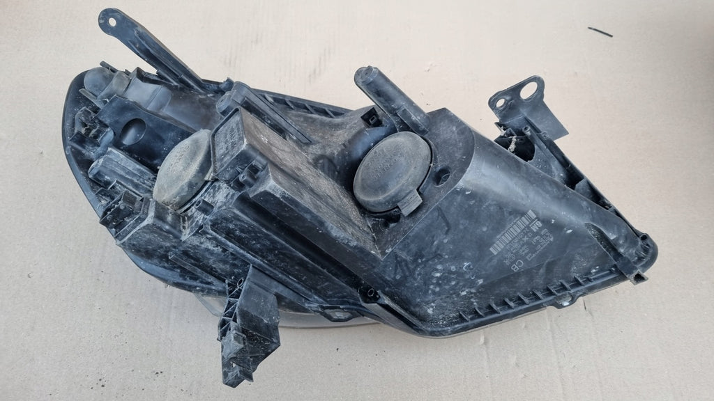 Frontscheinwerfer Opel Zafira B 92102J9150 Ein Stück (Rechts oder Links)