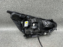 Load image into Gallery viewer, Frontscheinwerfer Mitsubishi 8301C959 Links Scheinwerfer Headlight SCH9085959492kf