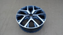 Laden Sie das Bild in den Galerie-Viewer, 1x Alufelge 17 Zoll 6.0" 5x112 50ET Glanz Schwarz 2K5601025 VW Caddy Alltrack FEL4158516854lq