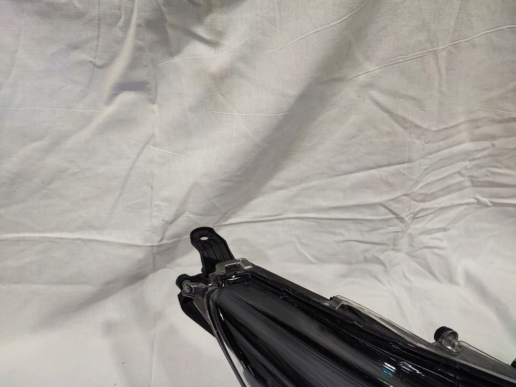 Frontscheinwerfer Suzuki Swace Corolla 81110-02S60 90119224 Full LED Rechts