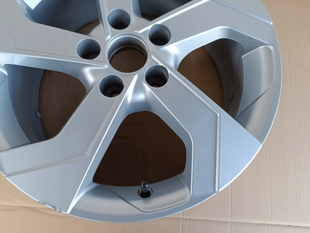 1x Alufelge 17 Zoll 7.0" 5x114.3 40ET Glanz KB4096U200 Nissan I Rim Wheel FEL3941239464kh