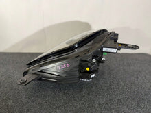 Laden Sie das Bild in den Galerie-Viewer, Frontscheinwerfer Maserati I 06702930730 LED Rechts Scheinwerfer Headlight SCH7755953363yt