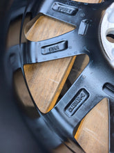 Load image into Gallery viewer, 1x Alufelge 16 Zoll 6.0" 5x114.3 50ET Glanz PW457-0D004 Toyota Yaris Rim Wheel FEL1881647653gn