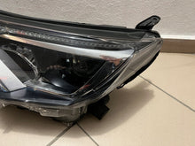 Laden Sie das Bild in den Galerie-Viewer, Frontscheinwerfer Toyota Rav 4 I Xenon Links Scheinwerfer Headlight SCH8333015451ms