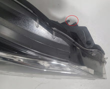 Load image into Gallery viewer, Frontscheinwerfer Toyota Yaris 811700DK18 LED Rechts Scheinwerfer Headlight SCH1042083127yr