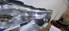 Load image into Gallery viewer, Frontscheinwerfer Peugeot 2008 LED Links Scheinwerfer Headlight SCH2647258622ps