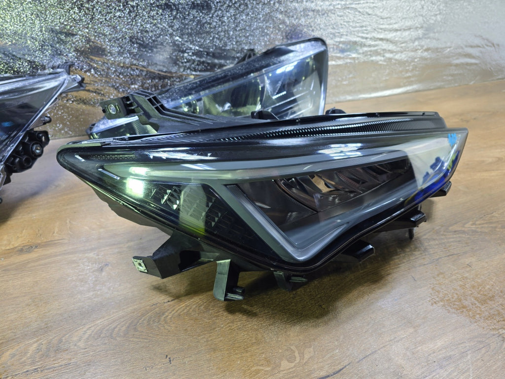Frontscheinwerfer Cupra Born 10F941008K Rechts Scheinwerfer Headlight SCH2520189518ep