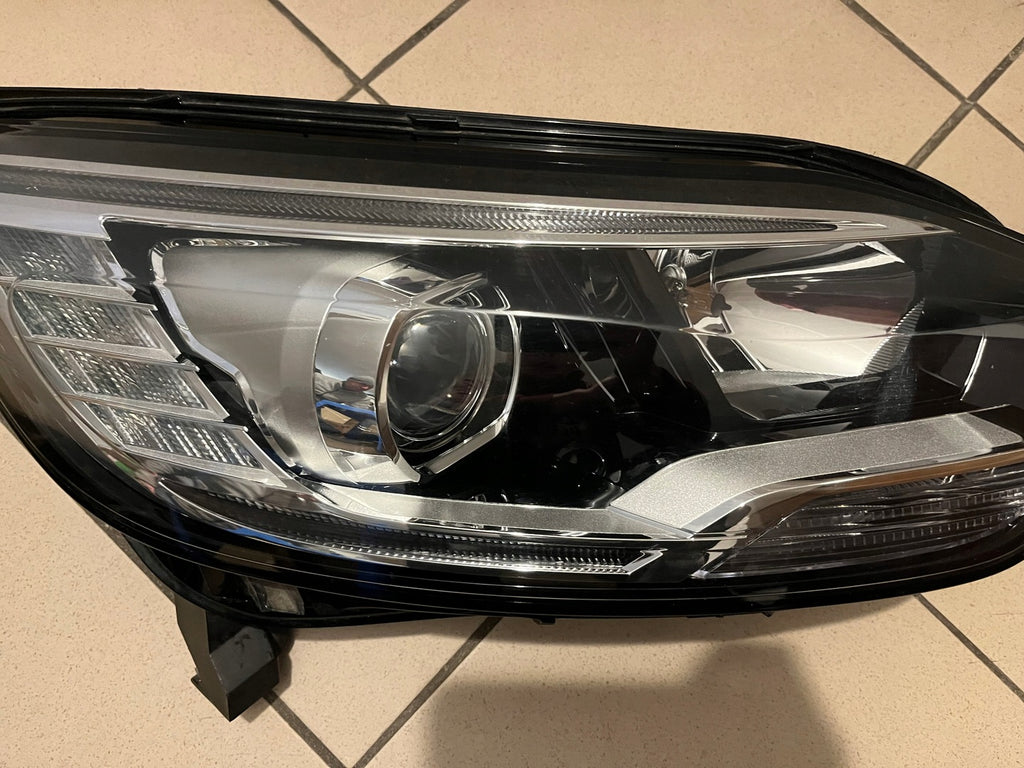 Frontscheinwerfer Renault Scenic 260100943R LED Rechts Scheinwerfer Headlight