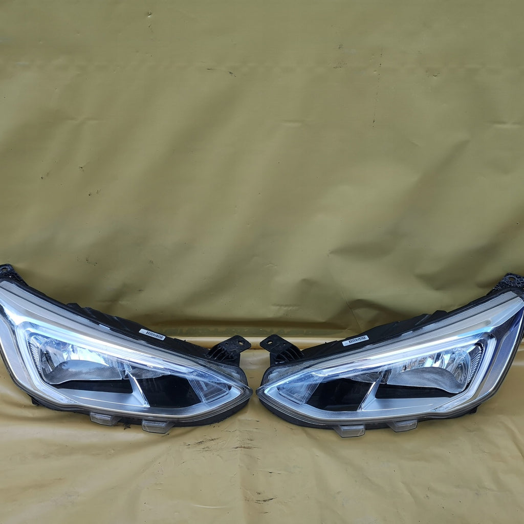 Frontscheinwerfer Ford Focus JX7B-13W030-AE JX7B-13W029-AE Ein Satz Headlight SCH5925775704zk