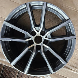 1x Alufelge 18 Zoll 8.5