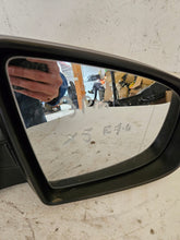 Laden Sie das Bild in den Galerie-Viewer, Außenspiegel Seitenspiegel BMW X5 E70 Rechts Schwarz Side Mirror