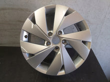 Load image into Gallery viewer, 1x Alufelge 17 Zoll 6.5&quot; 5x112 5H0601025B VW Golf Viii Rim Wheel