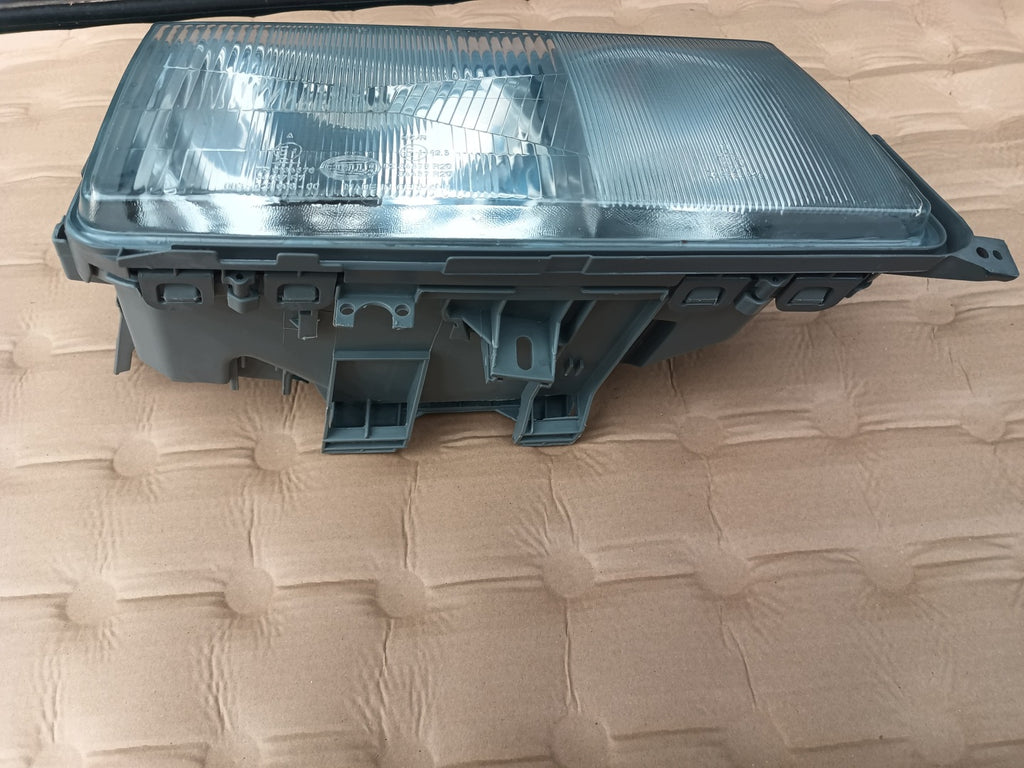 Frontscheinwerfer Mercedes-Benz 190 W201 127092-00RE Rechts Headlight SCH3090004611on