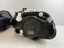 Laden Sie das Bild in den Galerie-Viewer, Frontscheinwerfer Mercedes-Benz A1779066304 LED Ein Satz Scheinwerfer Headlight SCH3566921770ym