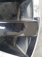 Laden Sie das Bild in den Galerie-Viewer, 1x Alufelge 18 Zoll 7.0" 5x112 43ET Glanz Schwarz 5NA601025A VW Tiguan Rim Wheel FEL1845290039cu