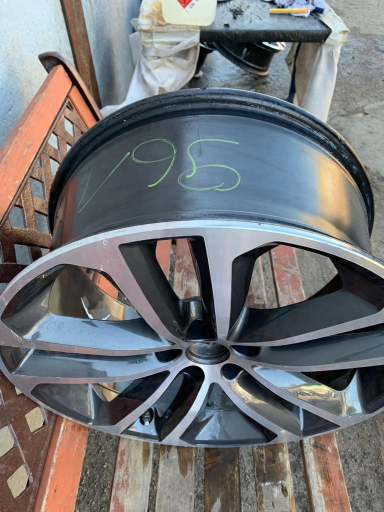 1x Alufelge 19 Zoll 8.5" 5x108 45ET Glanz Graphit HK8M-1007-EA Jaguar F-Pace Mg