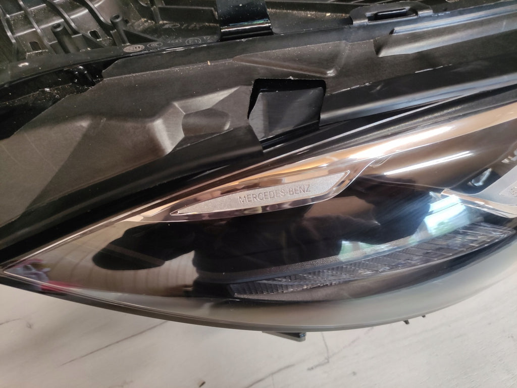 Frontscheinwerfer Mercedes-Benz Cls A2579062402 LED Rechts Headlight