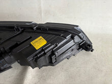 Laden Sie das Bild in den Galerie-Viewer, Frontscheinwerfer Skoda Octavia III 5E1941015D Links Scheinwerfer Headlight SCH7939953257sq
