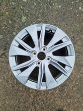 Laden Sie das Bild in den Galerie-Viewer, 1x Alufelge 17 Zoll 7.0" 5x114.3 45ET Glanz Silber 9965A17070 Mazda Rim Wheel FEL5882676242os