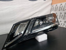 Laden Sie das Bild in den Galerie-Viewer, Frontscheinwerfer Skoda Octavia III 5E1941015 Links Scheinwerfer Headlight SCH4315876294uw