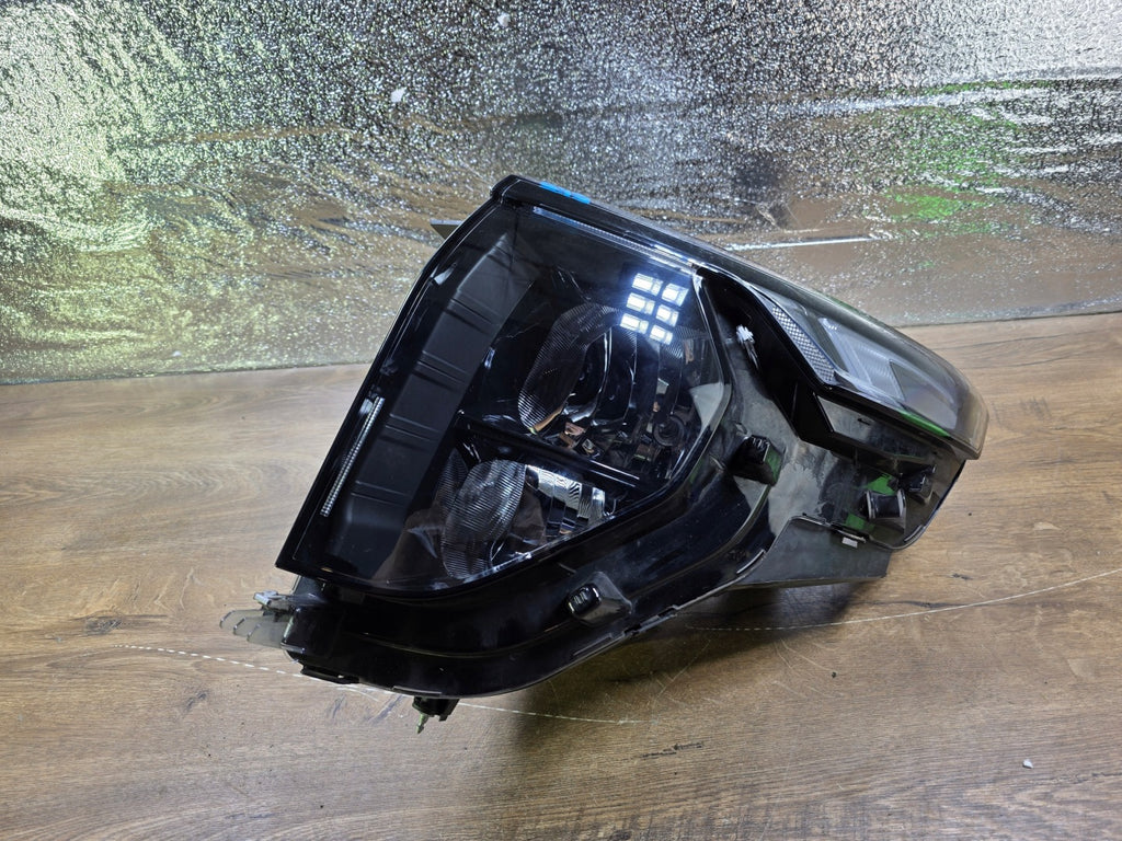 Frontscheinwerfer Ford Transit Courier R2X613E015AE Links Scheinwerfer Headlight SCH9467513616bu