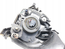 Laden Sie das Bild in den Galerie-Viewer, Frontscheinwerfer Mitsubishi Mirage Space Star LORK-729-56018 Rechts oder Links