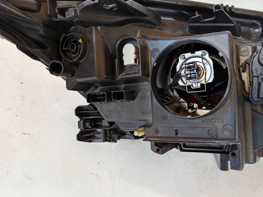 Frontscheinwerfer Renault Laguna 260600041R Links Scheinwerfer Headlight SCH8525531235fh
