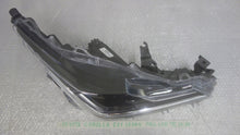 Laden Sie das Bild in den Galerie-Viewer, Frontscheinwerfer Toyota Corolla 81110-02T51-00 LED Rechts Headlight SCH4506328337tj