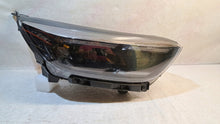Laden Sie das Bild in den Galerie-Viewer, Frontscheinwerfer Kia Stonic 92102-H8 LED Rechts Scheinwerfer Headlight