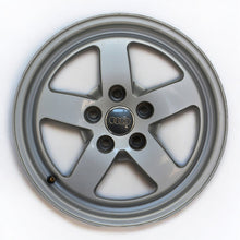 Load image into Gallery viewer, 1x Alufelge 16 Zoll 7.0&quot; 5x112 35ET Glanz Silber 8W0601025 Audi Rim Wheel