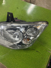 Load image into Gallery viewer, Frontscheinwerfer Mercedes-Benz Viano W639 Vito 1EG009627-01 Links Headlight SCH8091300351ku