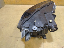 Laden Sie das Bild in den Galerie-Viewer, Frontscheinwerfer VW Golf Sportsvan I 517941081A Full LED Links Headlight SCH1049765345vc