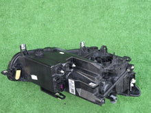 Laden Sie das Bild in den Galerie-Viewer, Frontscheinwerfer Seat Leon 5FB941007F Links Scheinwerfer Headlight SCH9503209647ai