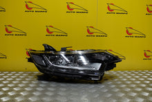 Laden Sie das Bild in den Galerie-Viewer, Frontscheinwerfer Mitsubishi Outlander 8301CB-64 Full LED Rechts Headlight